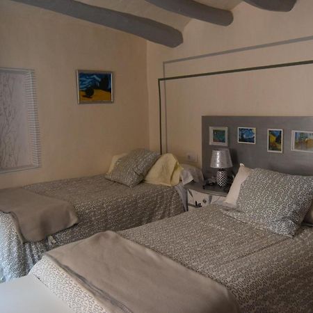 Capricho De Alcorisa Hostel Exterior photo