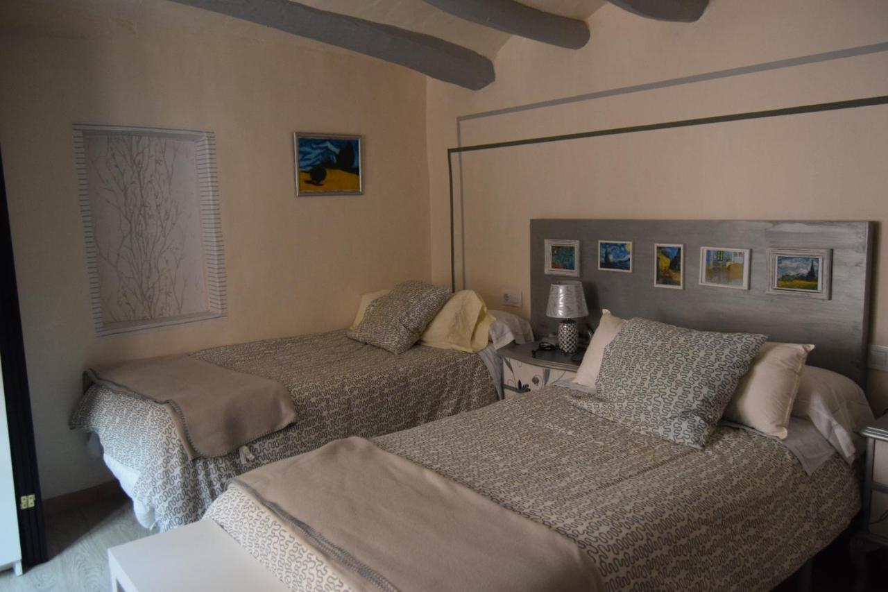 Capricho De Alcorisa Hostel Exterior photo